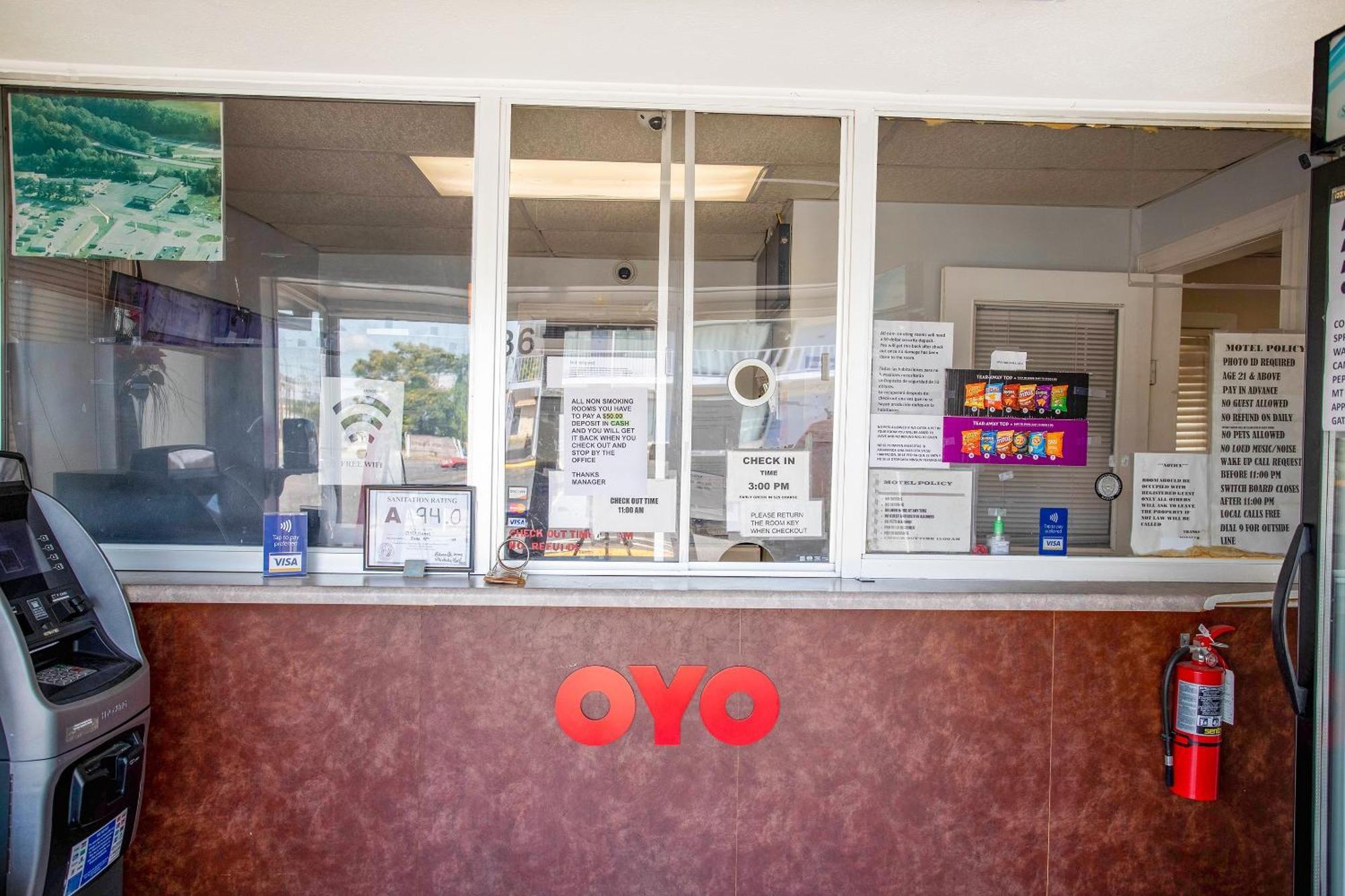 Oyo Inn カーナーズビル エクステリア 写真