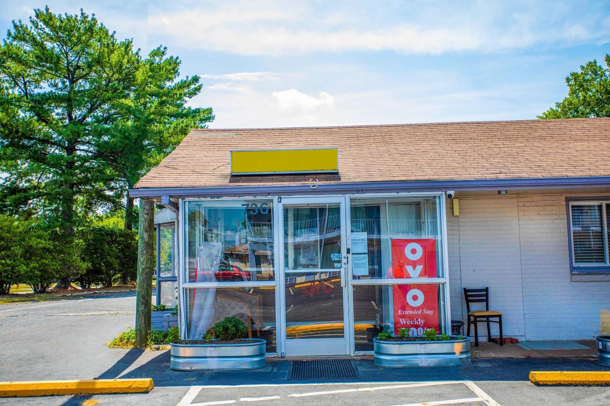 Oyo Inn カーナーズビル エクステリア 写真